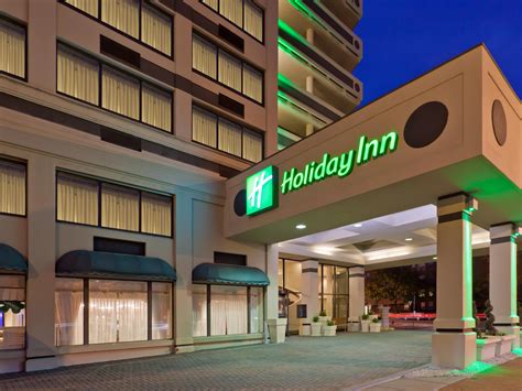 Holiday Inn 